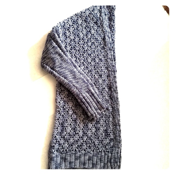 American Eagle Outfitters Sweaters - Women's Gray Cardigan American Eagle Outfitters Sweaters - Women's Gray Cardigan